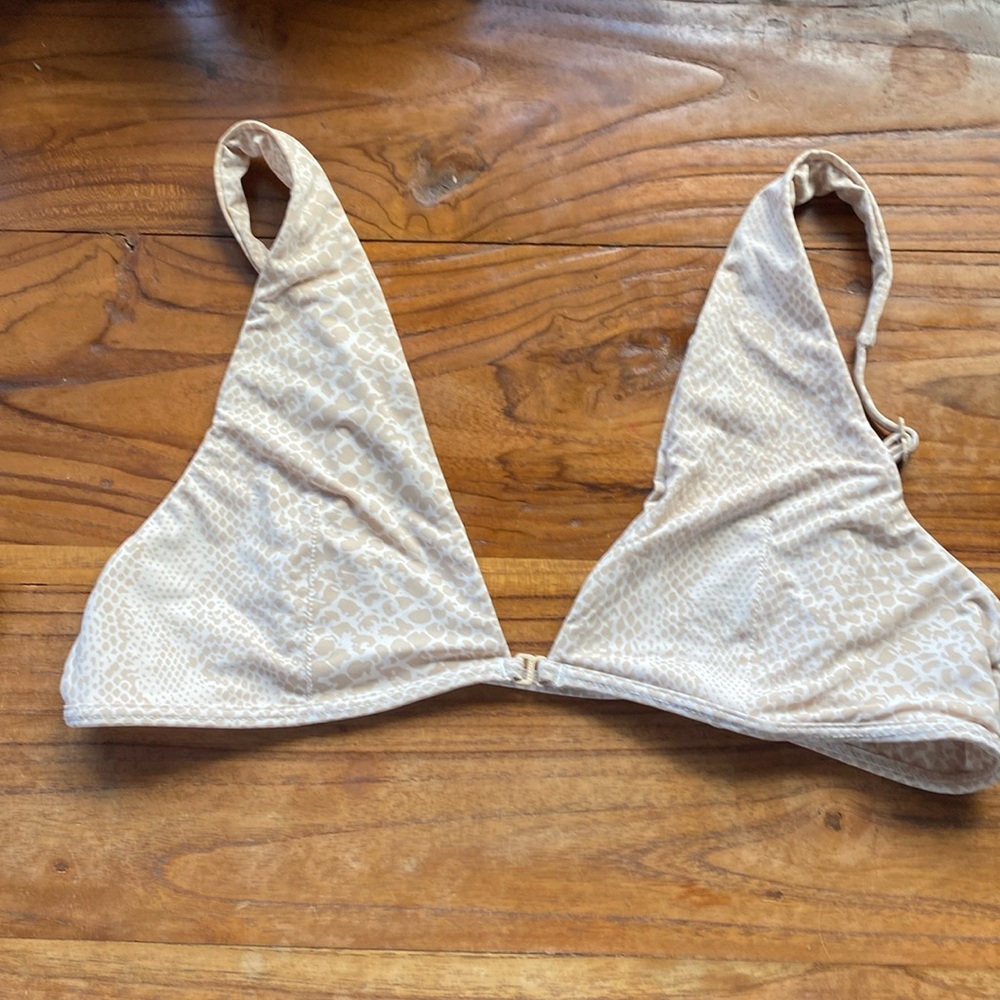 Acacia Swim Top size XL
